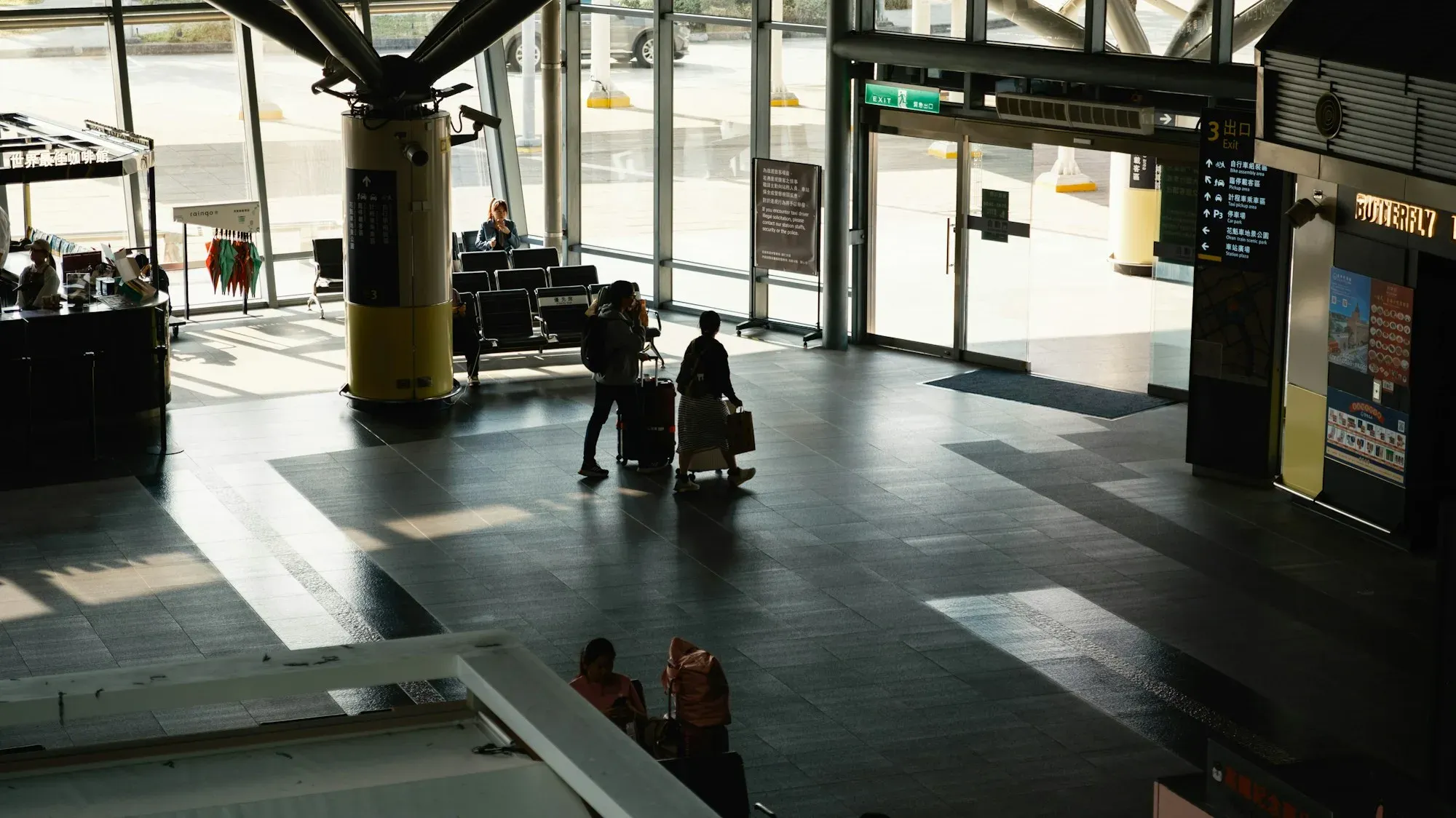Cómo llegar al aeropuerto El Dorado: tiempos, TransMilenio y opciones